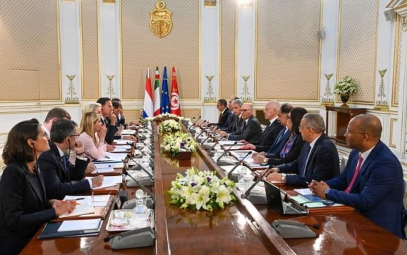 المفوضية الأوروبية تدرس تقديم مساعدات مالية لتونس بنحو 900 مليون يورو