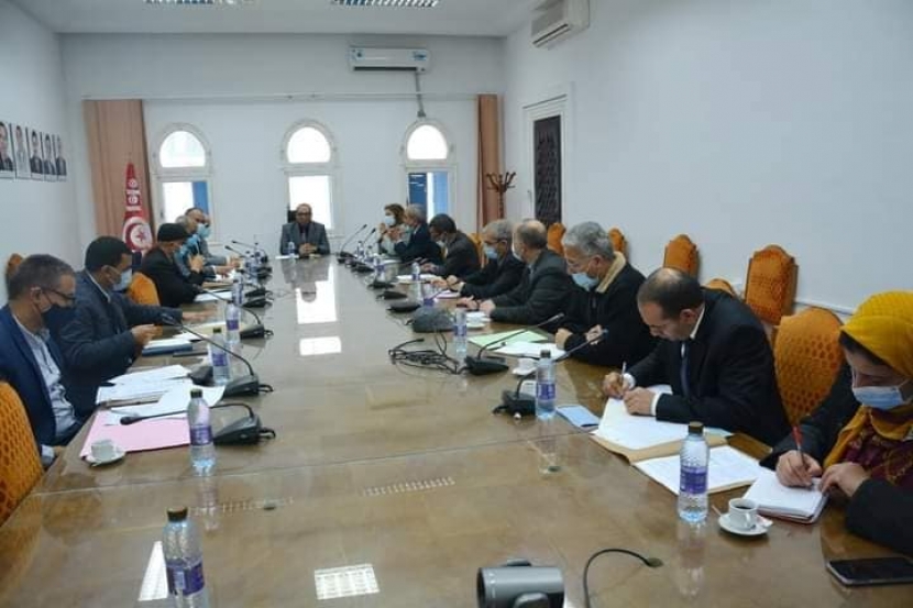 وزير الشؤون الدّينية يشرف على جلسة حول التغطية الاجتماعية للإطارات المسجديّة