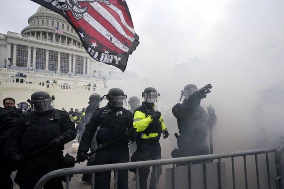 Etats-Unis : la police a repris le contrôle du Capitole, occupé plusieurs heures par des partisans de Trump