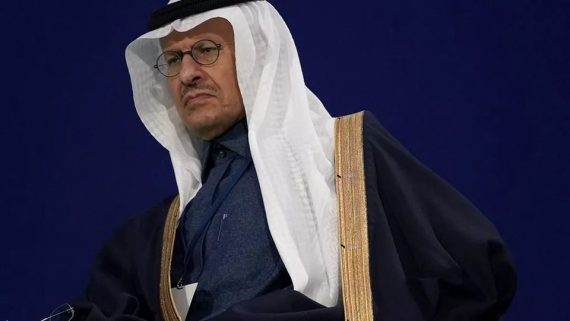 L'Arabie saoudite laisse entendre qu'une nouvelle chute de la production de pétrole pourrait être annoncée le 4 juin